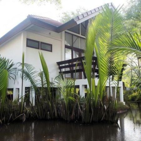 Baan Suan Nuan Ta Hotel Samut Songkhram Exterior foto